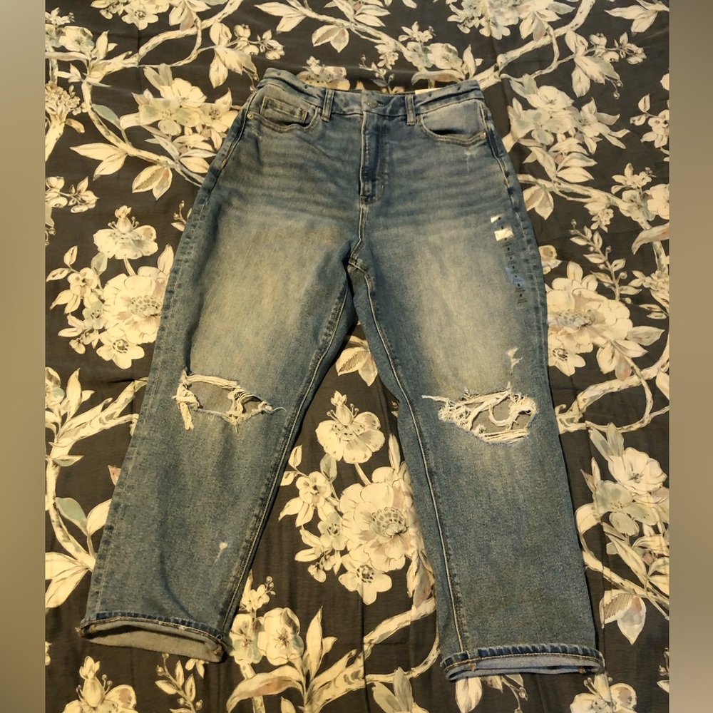 American Eagle Curvy Mom Jeans